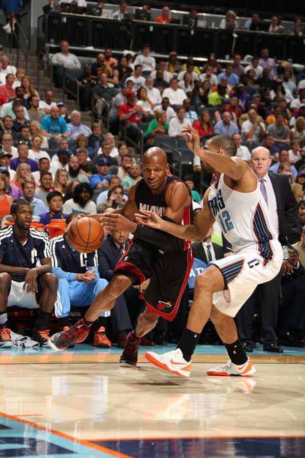 更让双方球 更让双方球