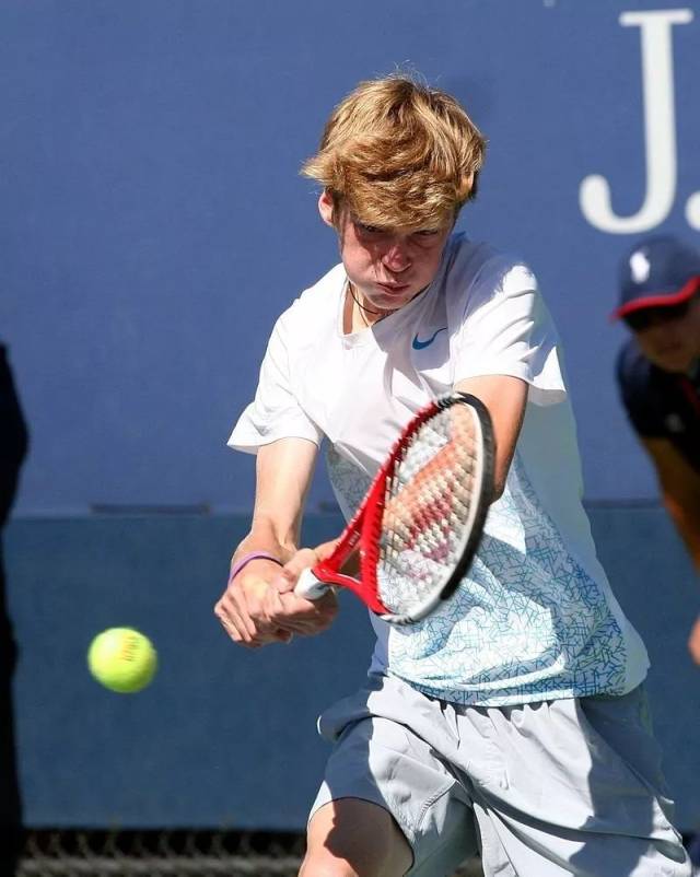 竞争对手来 竞争对手来